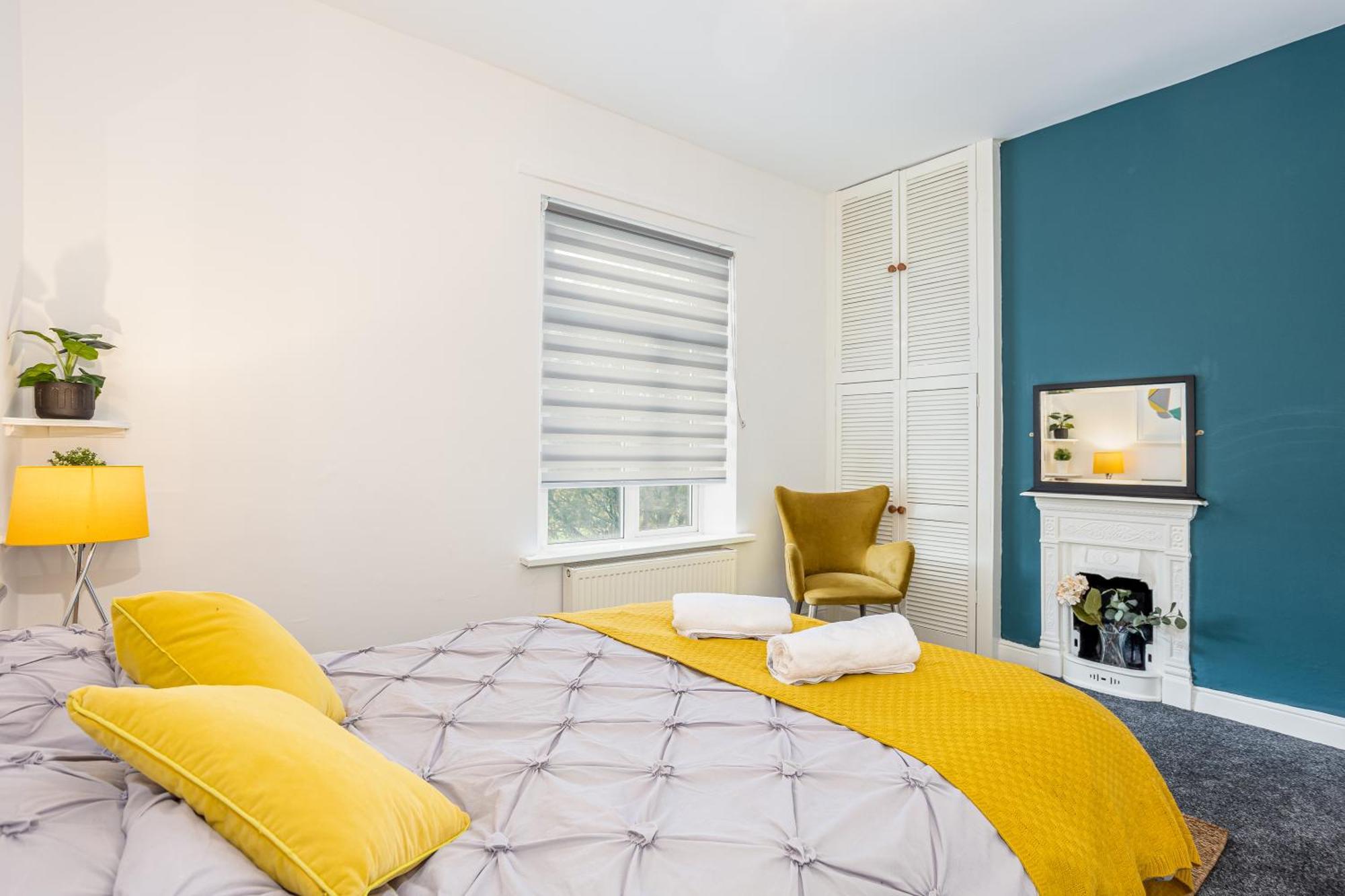 Coronation House By Yourstays - 3 Bedroom House In Newcastle-Under-Lyme Stoke-on-Trent Εξωτερικό φωτογραφία